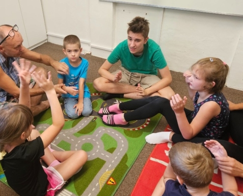 Žáci se seznamují s principem Ranního kruhu