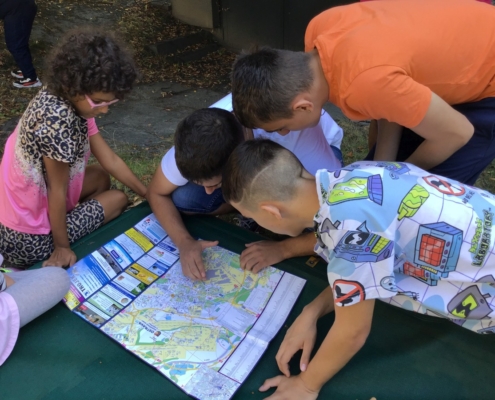 Zatím opakujeme venku i ve třídě