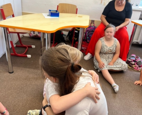 akce-457-017 Divadlo Teatr Ludem se svou Terapií loutkou