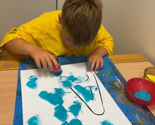 dělali obtisk svého začátečního písmenka ve jméně