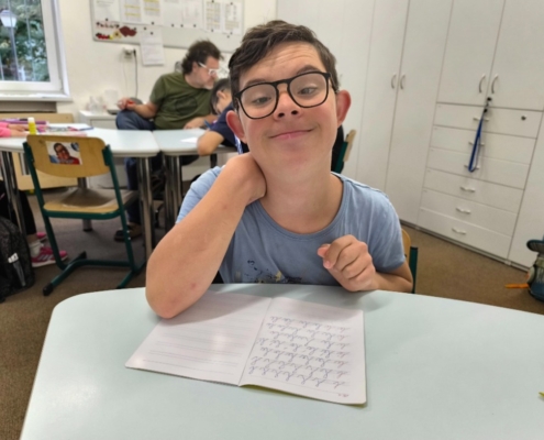 Plavání v Pokroku, návštěva divadla, akce s pejsky, vaření, taneční