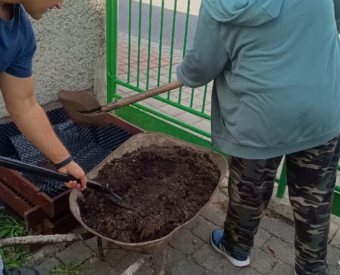 Projekt jahodových záhonů pokračuje