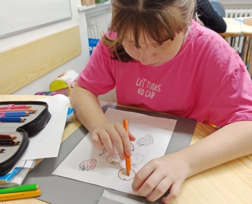 akce-518-008 Poznávání barev. Třídění tvarů. Grafomotorická cvičení pro nácvik psaní