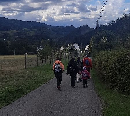 První procházka, nákup v obchodě v Horní Bečvě