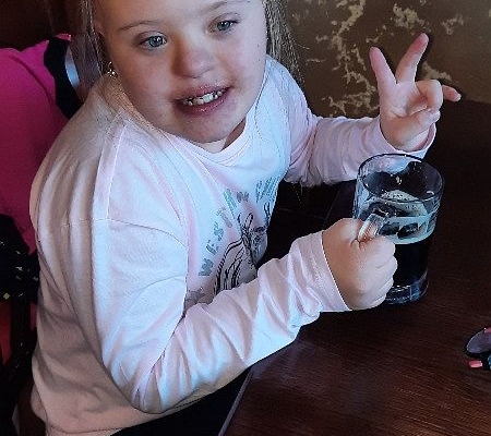 První procházka, nákup v obchodě v Horní Bečvě