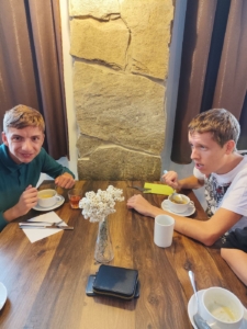 První procházka, nákup v obchodě v Horní Bečvě