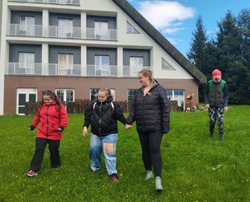 První procházka, nákup v obchodě v Horní Bečvě