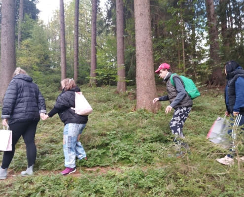 První procházka, nákup v obchodě v Horní Bečvě