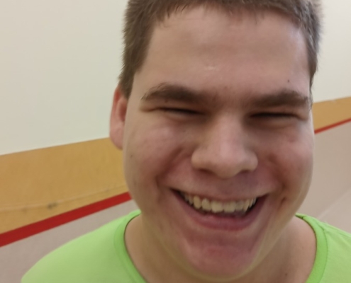 Rozcvička, opičí dráha a fotbal