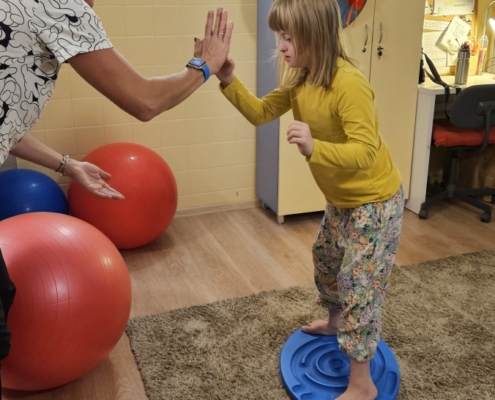 Protahování a následná relaxace, cvičení na balanční ploše