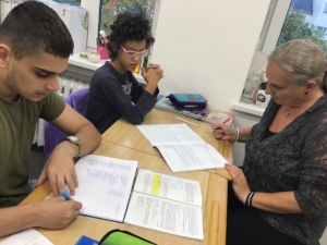 Stále se pilně učíme