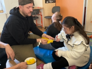 Terapie loutkou ve třídě B a D