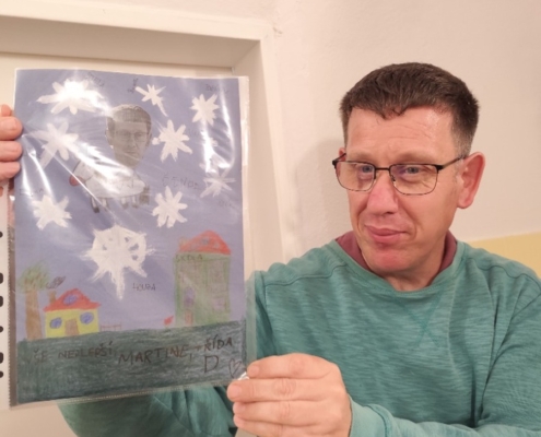 akce-627-009 v rámci výtvarné výchovy vytvořili společný obrázek