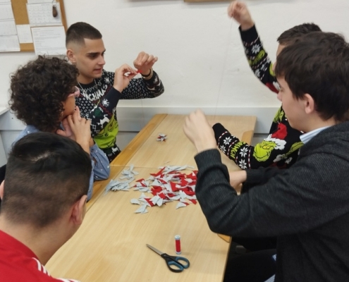 Vyrábíme ozdoby na venkovní stromeček