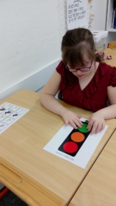 Téma hodiny byla zvířata, dopravní prostředky