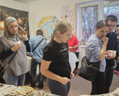 Letos opět proběhlo adventní posezení s rodiči a kolegy