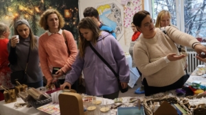 Letos opět proběhlo adventní posezení s rodiči a kolegy