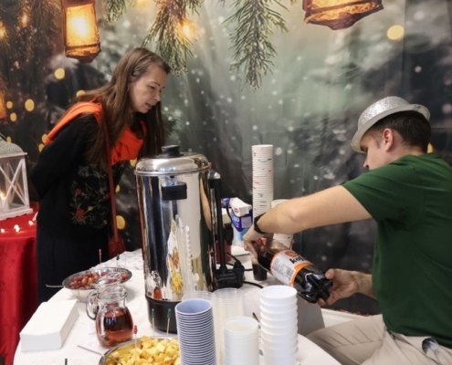 Letos opět proběhlo adventní posezení s rodiči a kolegy