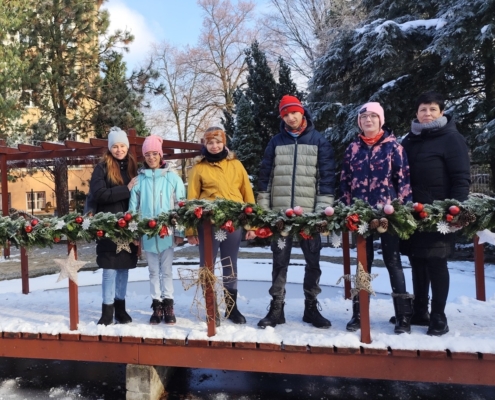 s našimi žáky z pracovních činností navštívili tradiční výstavu na místní Střední zahradnické škole