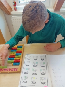 Trénovali jsme psaní, čtení i počítání