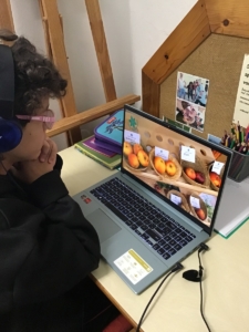 těšíme na prázdniny a odpočinek, ale zatím pilně pracujeme