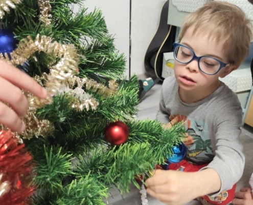 drobný dáreček s přáním k Vánocům