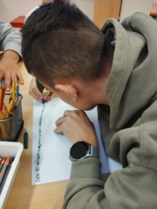 Dnes jsme opět navštívili besedu v knihovně.