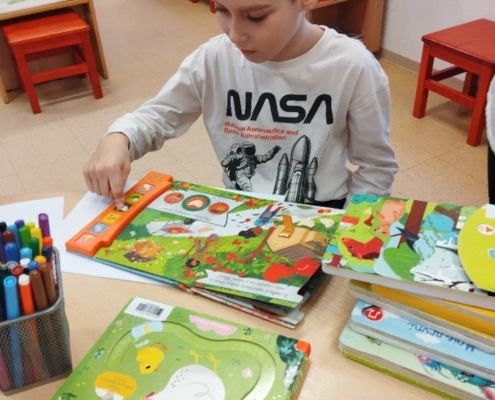 Dnes jsme opět navštívili besedu v knihovně.