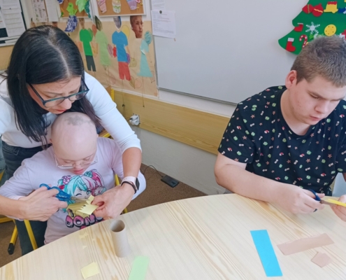 V Pracovních činnostech jsme si tentokrát vyrobili jednoho ze 3 králů