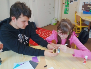 V Pracovních činnostech jsme si tentokrát vyrobili jednoho ze 3 králů