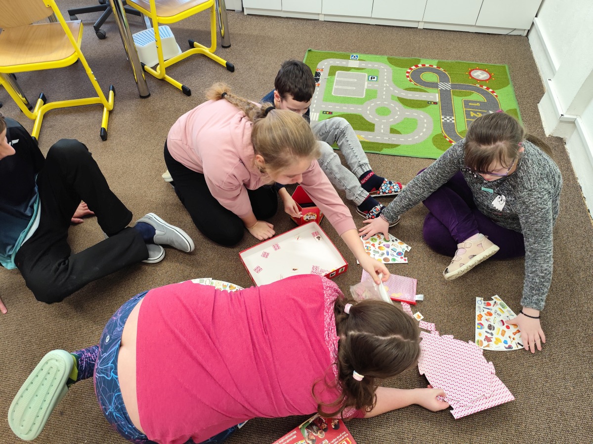 Rychlý jako rys - desková hra zaměřena na rychlost, postřeh