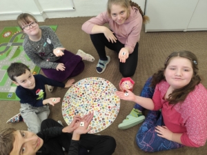 Rychlý jako rys - desková hra zaměřena na rychlost, postřeh