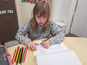 probrali čtení, psaní, počítání, globální čtení a v řečové výchově jsme se zaměřili na správné dýchání