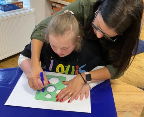 Výuka ve třídě B v tomto týdnu pokračovala v duchu poznávání znaků zimního období
