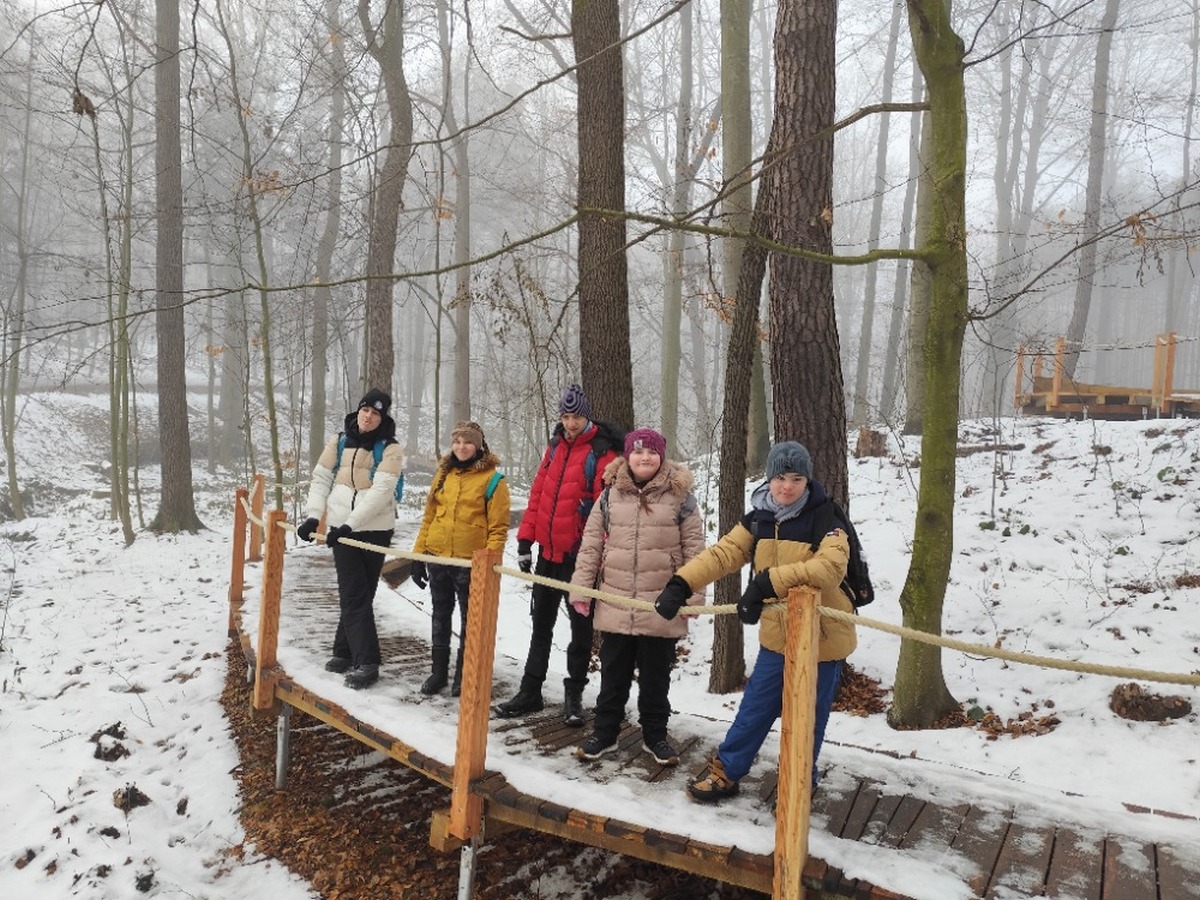 příjemná sněhová procházka Bělským lesem