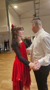 Včera proběhla ukázková hodina v tanečních s Jardou