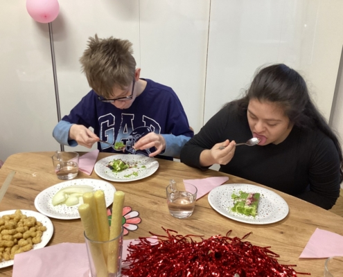 Terezka dnes se svými spolužáky oslavila své narozeniny