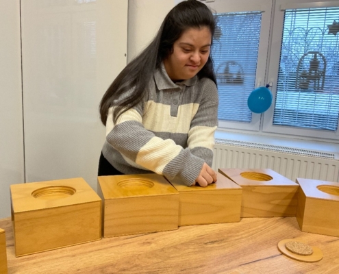 kluby zaměřené na rozvoj smyslového vnímání a osvojení pojmu