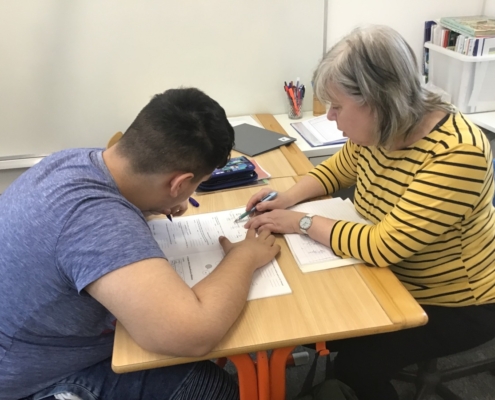 Opakujeme, učíme se, zapojujeme i ruce