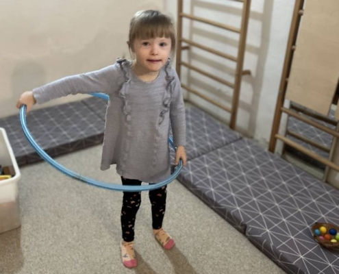 Hudba, tanec, protažení a dobrá nálada