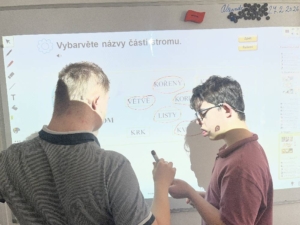 Výuka, tvoření, práce s tabletem