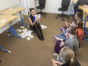 Hra se slabikami procvičování sluchové analýzy písmen a slabik