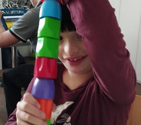 Žáci hodně kreslili, stavěli komíny, stavby z Lega, prohlíželi si časopisy