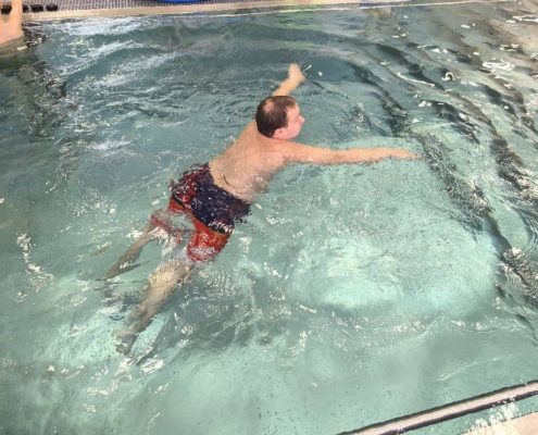 individuální výuka, koncert, divadlo, plavání, pracovní činnosti