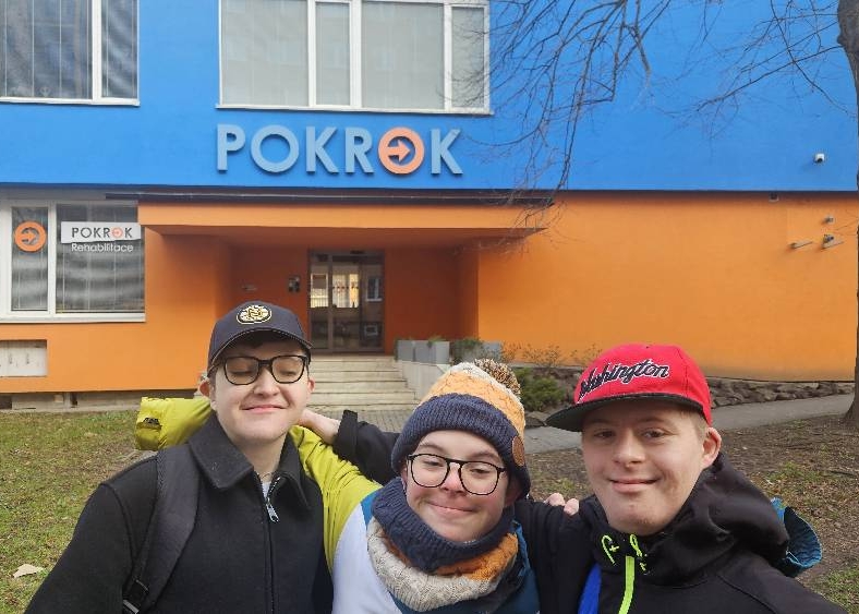 Někdo plave, někdo cvičí