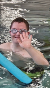 Někdo plave, někdo cvičí